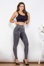 Load image into Gallery viewer, Zip Closure Skinny Jeans with Pockets