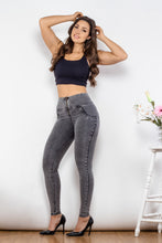 Load image into Gallery viewer, Zip Closure Skinny Jeans with Pockets