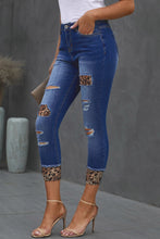Load image into Gallery viewer, Leopard Patch Distressed Cropped Jeans
