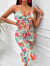 Load image into Gallery viewer, Floral Sweetheart Neck Cutout Dress