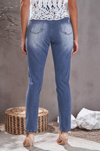 Load image into Gallery viewer, Leopard Patch Ankle-Length Jeans
