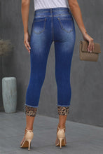 Load image into Gallery viewer, Leopard Patch Distressed Cropped Jeans
